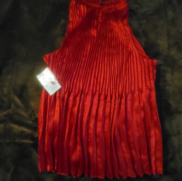 Nine West Rich Red Sleeveless Blouse - Picture 3 of 8